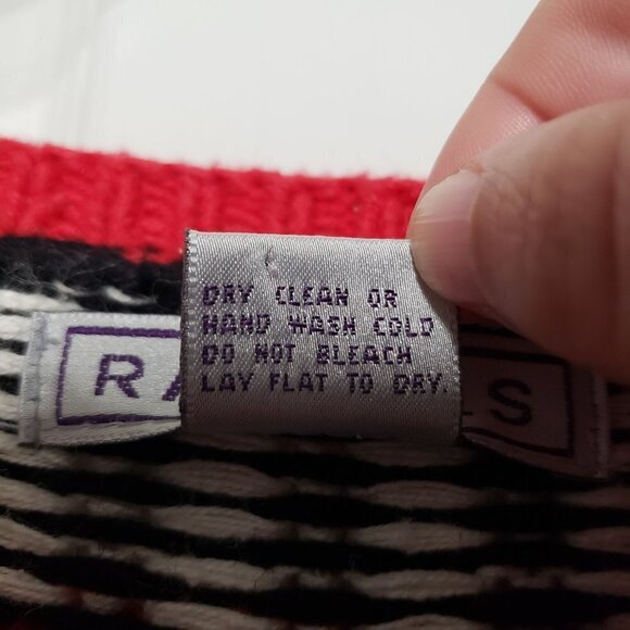 Vintage Hand Knit Snowman Sweater Nordic Red Winter Raphels Womens Large - Picture 6 of 9